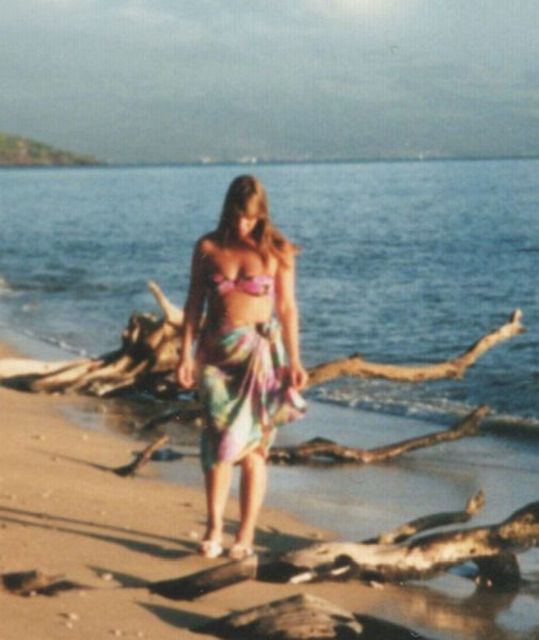 Photos of Carla Sue Frieberg, AKA Carla Kelsey, AKA Carla Cloud